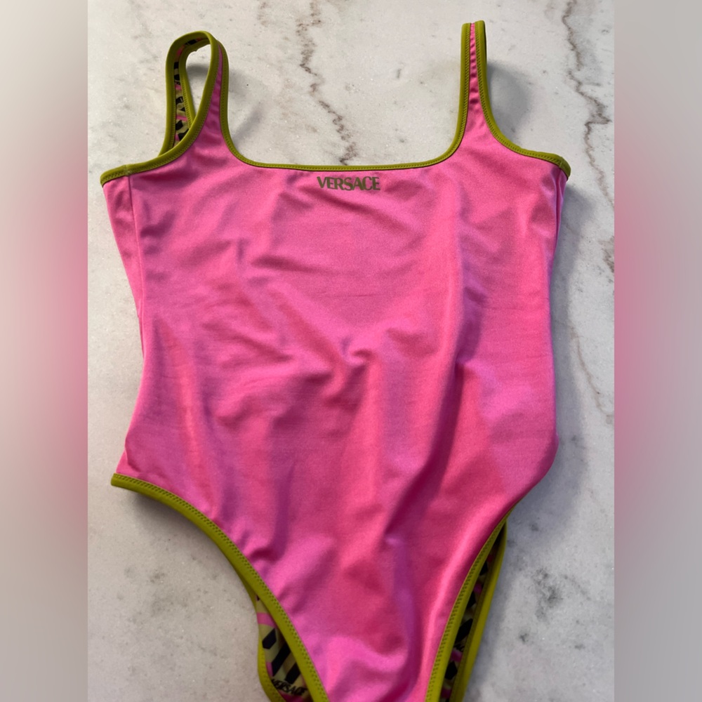 Versace swimsuit - Picture 4 of 12